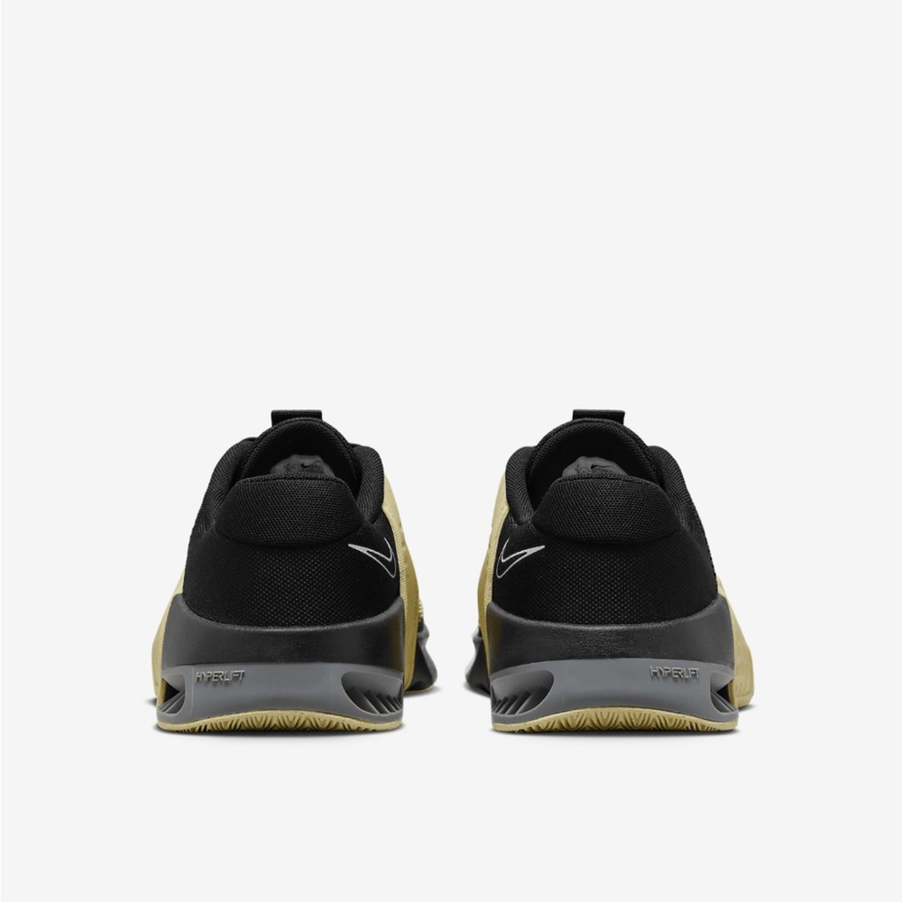 EUC Nike Men's Metcon 9 - Picture 6 of 16